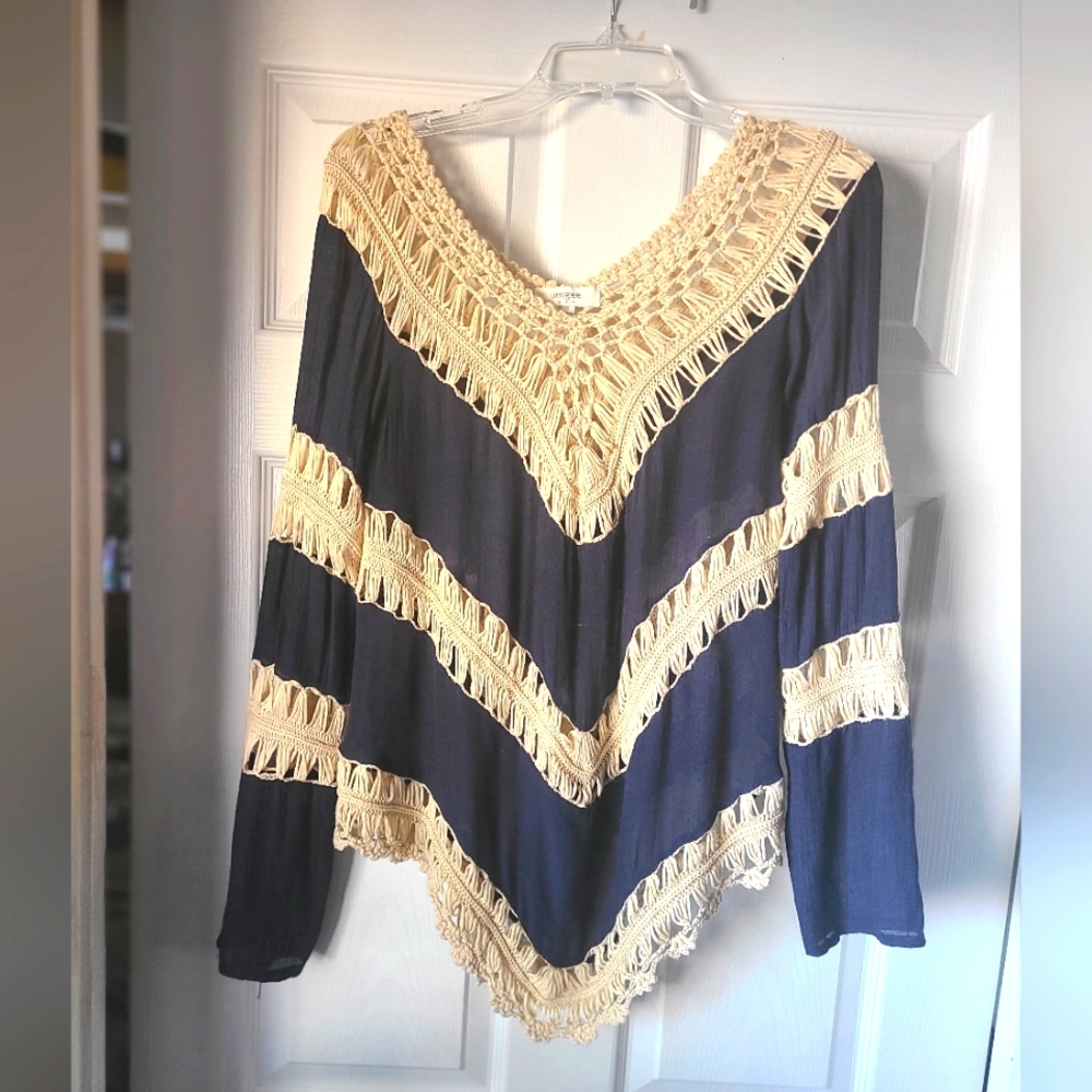 Umgee top  size small